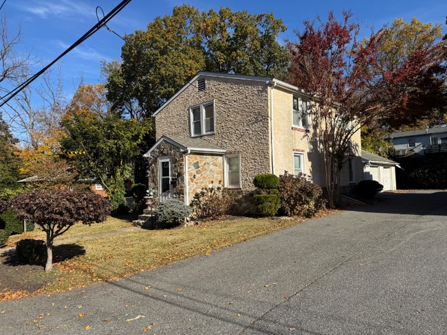 Photo - 8 Walnut Ave