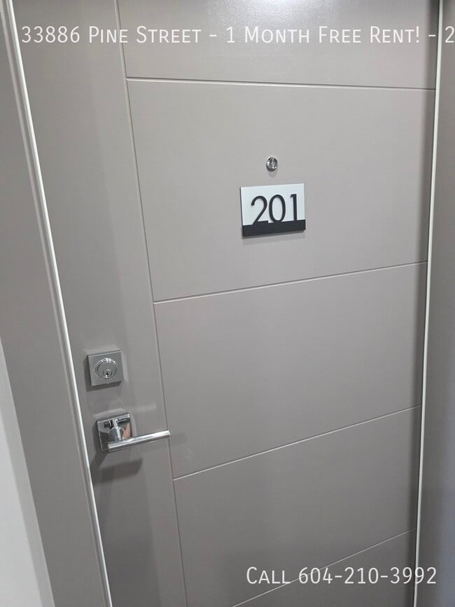 Photo - Brand New Jacob Building Unité 201