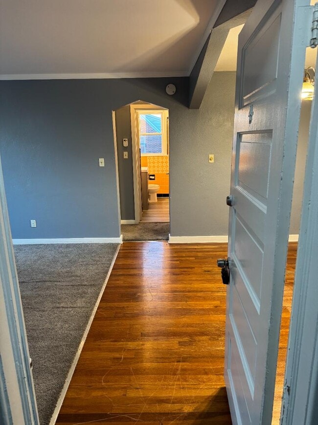 Building Photo - 525 14th Ave Rental