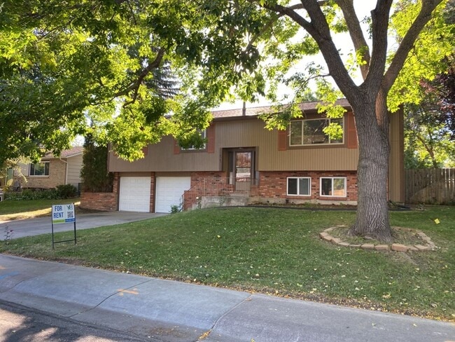 Photo - STUDENTS WELCOME! 5 Bedroom 3 Bathroom Bi-Level Single-Family Home in Midtown Fort Collins