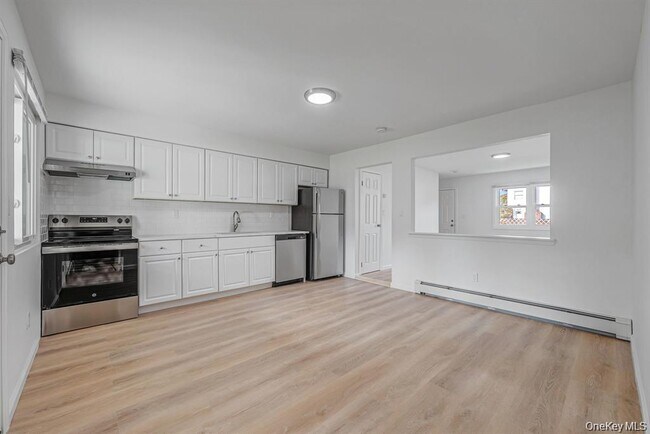 Photo - 54 Evergreen St Unidad #A