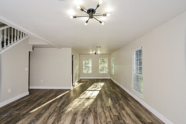 Photo - 7310 Oswego Dr