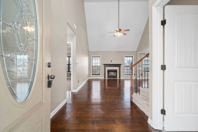 Photo - Pet Friendly Three Bedroom with Bonus!