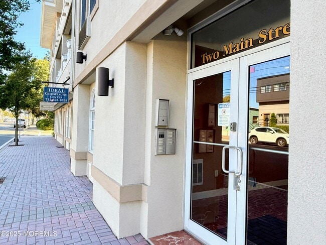 Photo - 2 Main St Unit 308