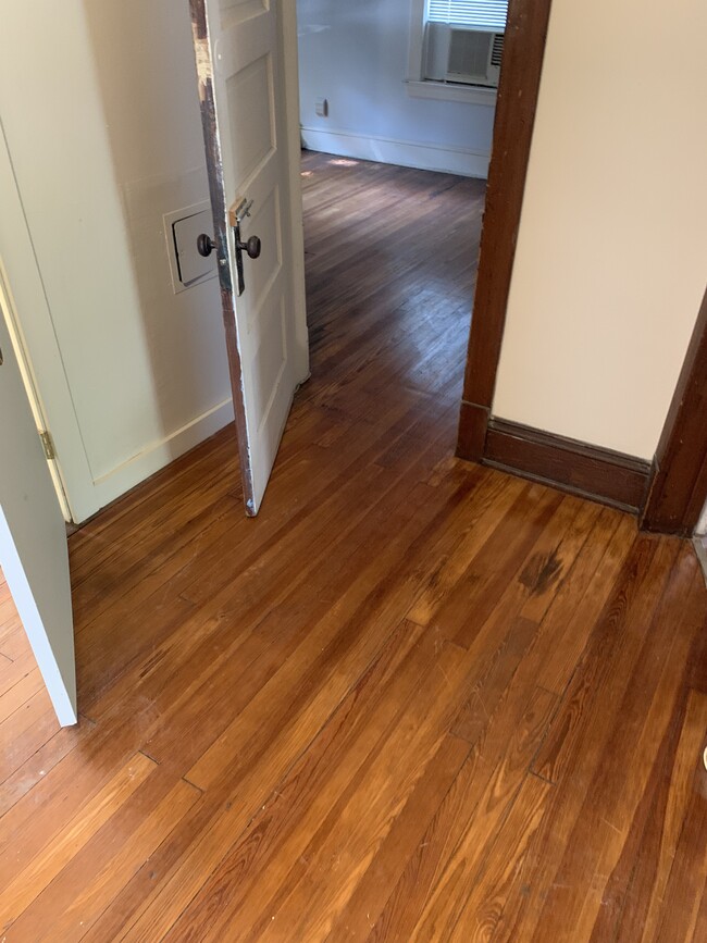 Photo - 113 Guilden St