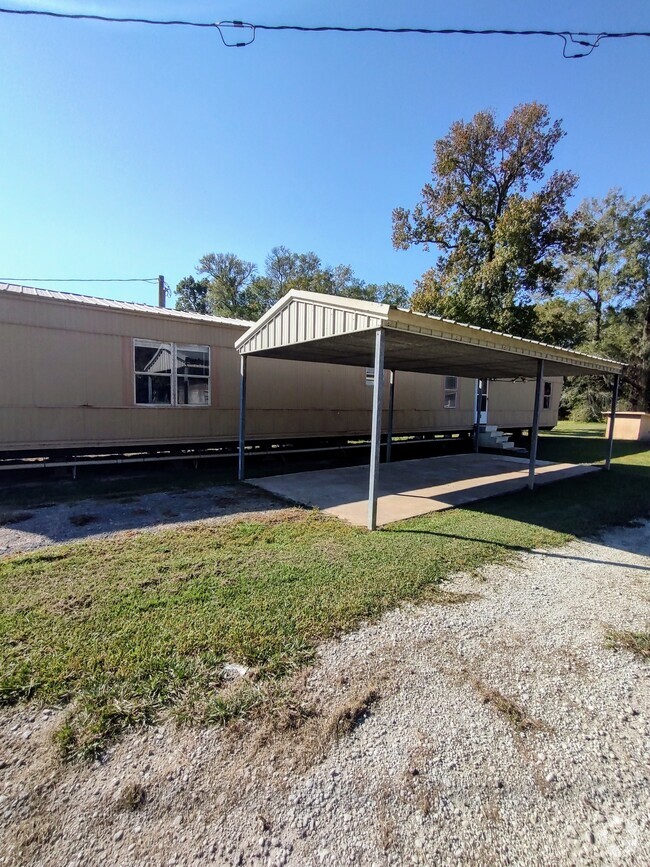 Building Photo - 1378 FM 105 Rental