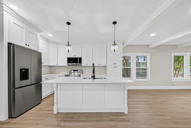 Photo - 1821 Harold St