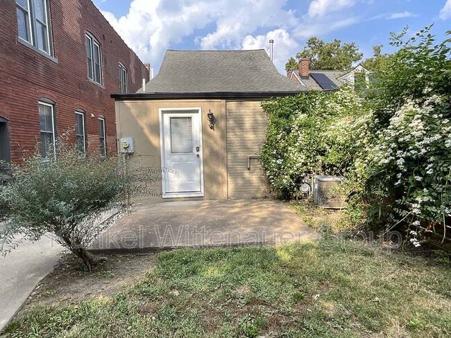 Photo - 120 Mascoutah Ave