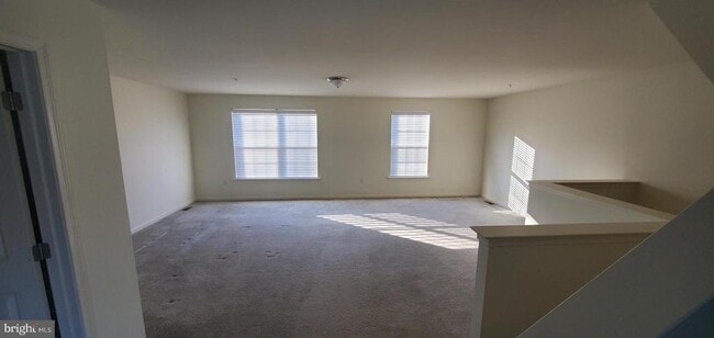 Building Photo - 5185 Winthrop Ave