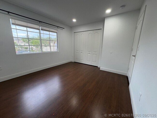 4770 NW 57th Pl