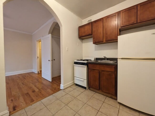 Photo - 4829 N Damen Ave Unidad 209