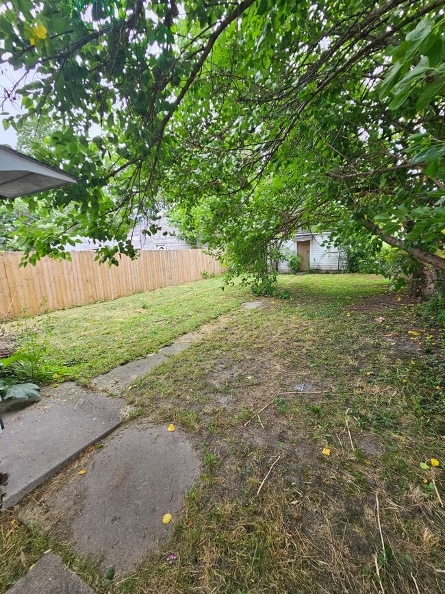 Photo - 257 Wasaon St