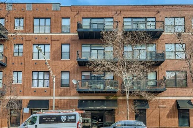 Photo - 1 S Leavitt St Unit 307