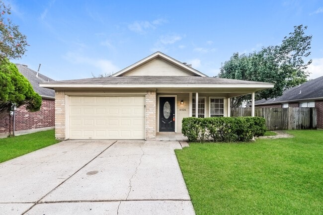Building Photo - 6426 New World Dr