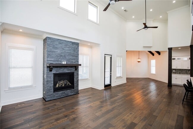 Photo - 3 S Castle Oaks Ct
