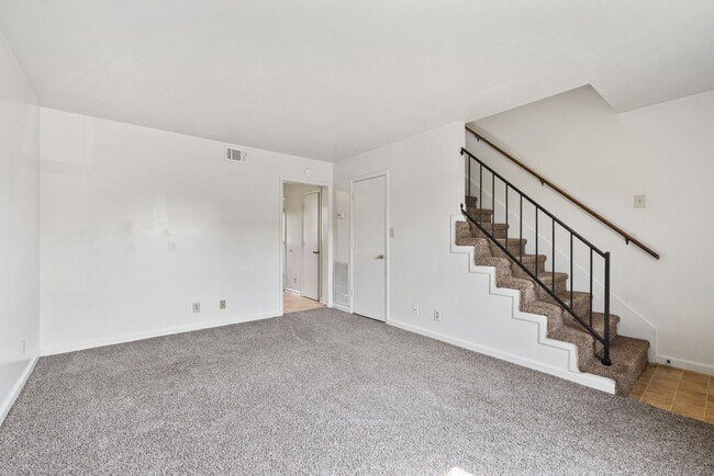 Photo - 273 Northridge Dr