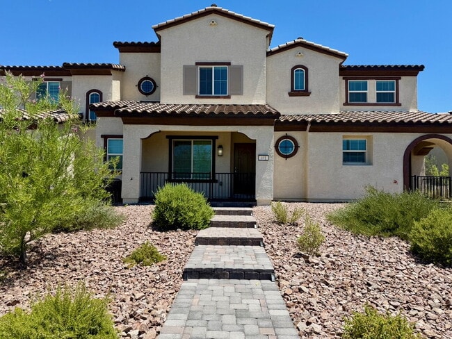 Building Photo - 3 BED 2.5 BATH 2 CAR GARAGE TOWNHOME IN HENDERSON CADENCE COMMUNITY FOR RENT!!