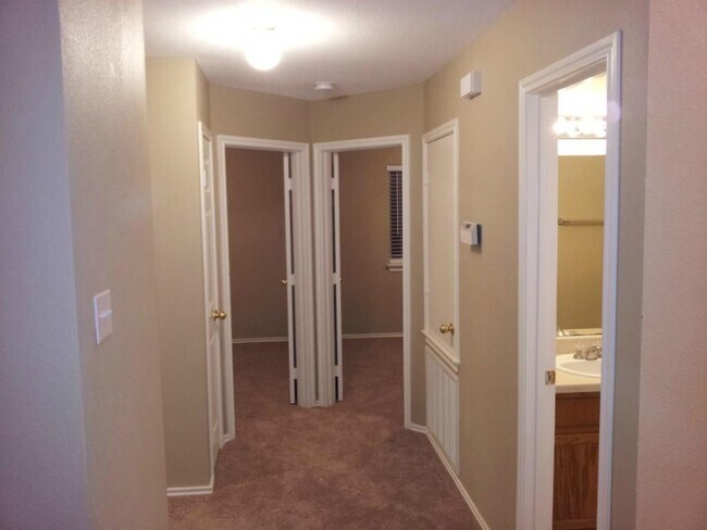 Photo - 204 Quail Hollow Dr