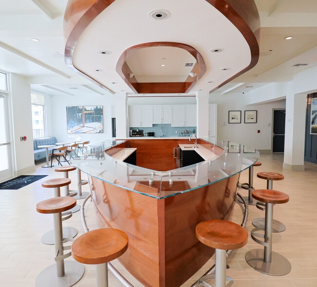 Boat Bar - Summer House At Lake Apopka