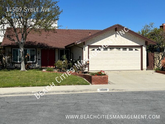 Beautiful 4 bedroom 2 Bath with a 2 Car Ga... - Beautiful 4 bedroom 2 Bath with a 2 Car Ga... Casa