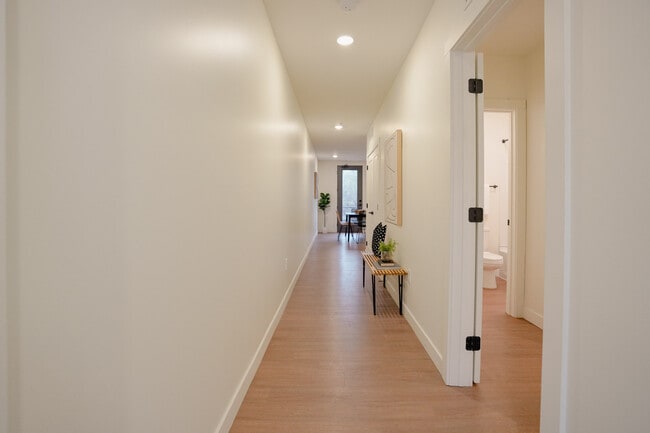 476 Taylor Apartments