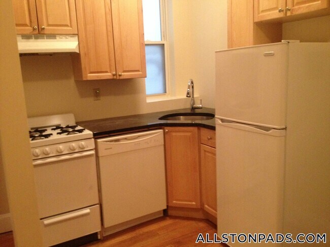 Photo - 1197 Commonwealth Ave Unidad 3