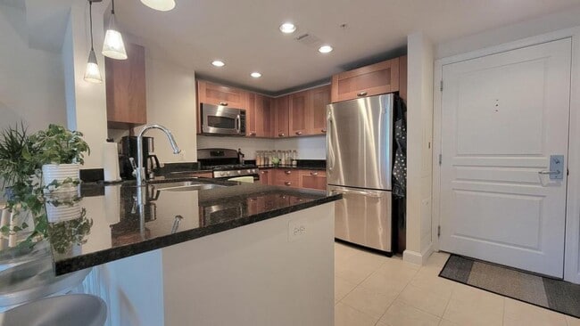 Photo - 2451 Midtown Ave