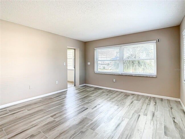 Photo - 4575 Cove Cir Unidad 309