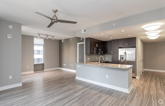 Interior Photo - Gallery Bethesda I