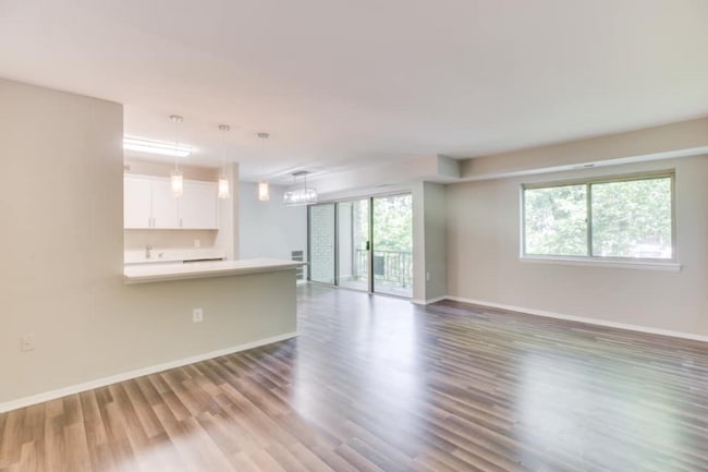 Photo - 5200 Crossfield Ct