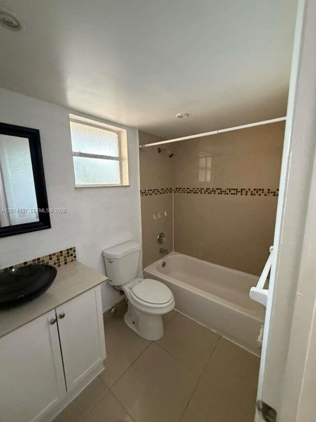 Photo - 575 W 69th St Unit 203