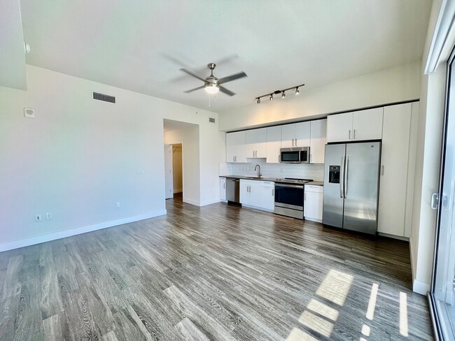 528 NE 26th St Unidad A1