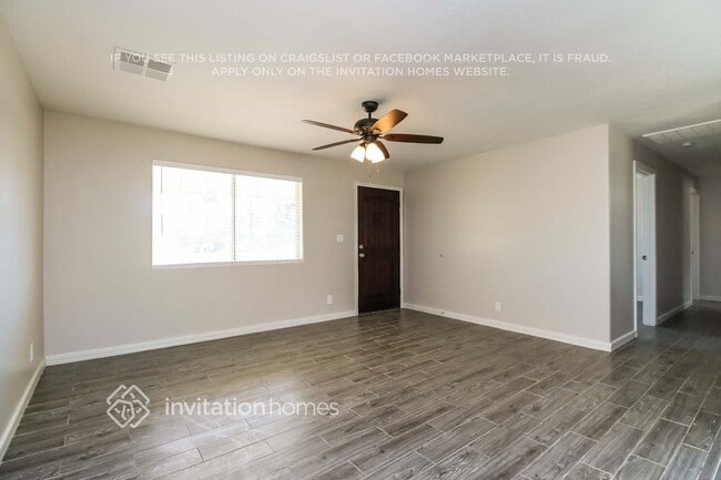 Photo - 1562 W Carol Ave