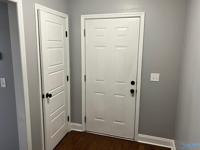 Photo - 105 Summerset Ln