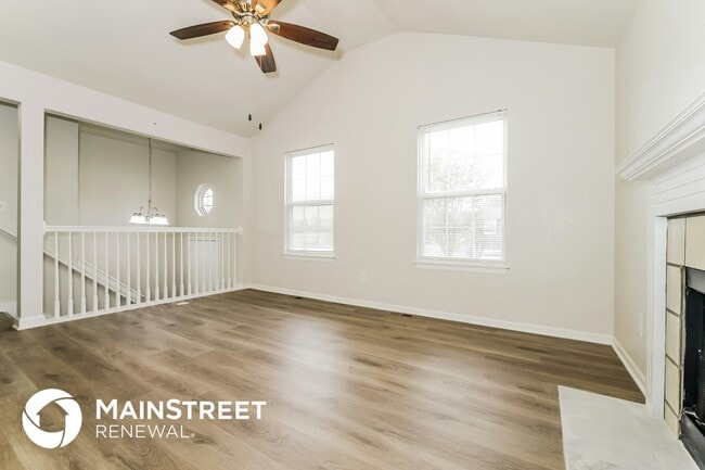 Photo - 20229 E 17th St N