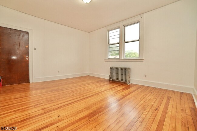 Photo - 428 N 12th St Unit 3