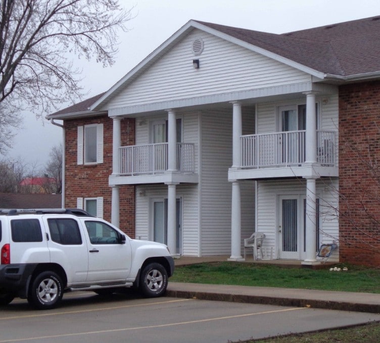 Cherokee Trails - Cherokee Trails Apartments