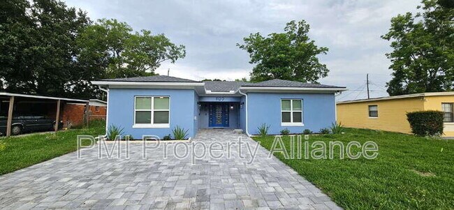 1120 Lincoln Terrace Unidad B