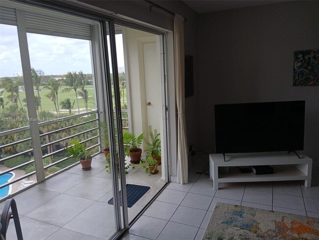 Photo - 1425 Atlantic Shores Blvd