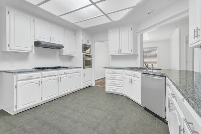 Photo - 1909 Castlegate St