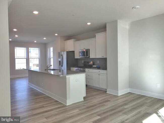 Photo - 2766 Bridgewater Dr