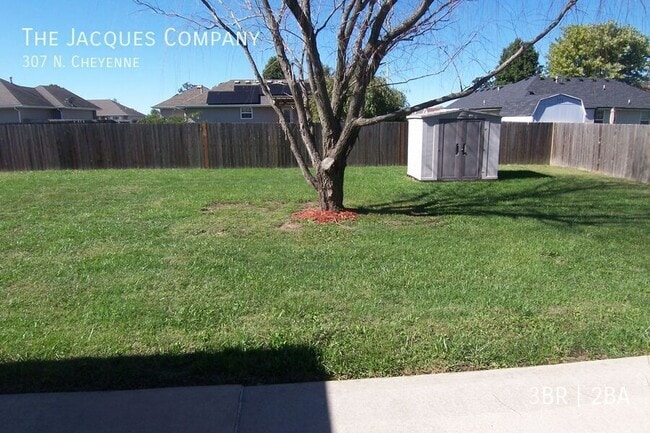 Photo - 307 N. Cheyenne-