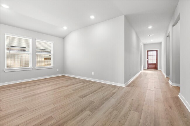 Photo - 2635 Wastelbread Ln