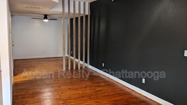 Photo - 3925 Redding Rd Unit Apt 201