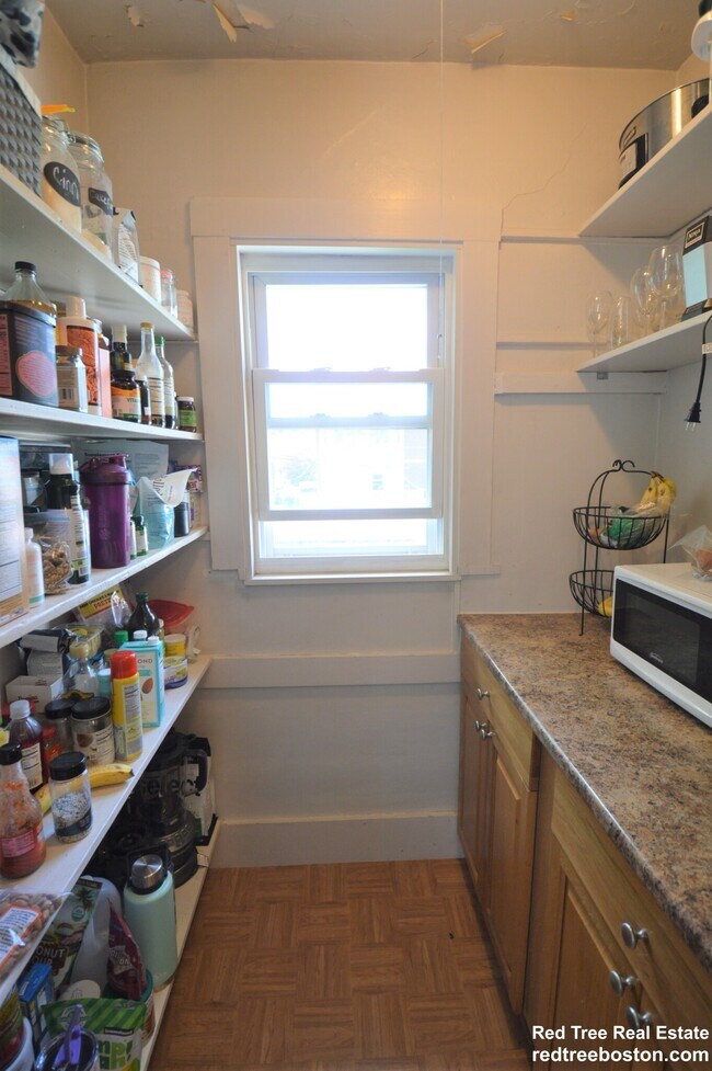 Photo - 18 Hunnewell Ave Unit 2