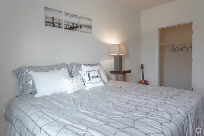 2 Bedroom, 2 Bath - Model