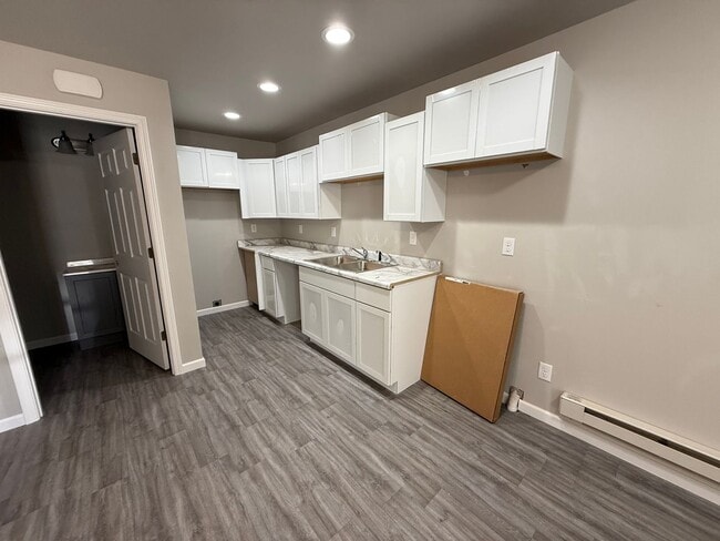 Building Photo - Piper Place Unit 3 Rental