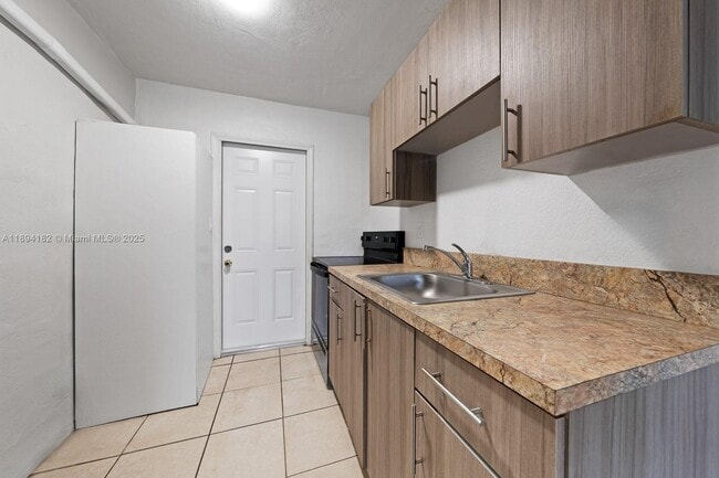 Photo - 1210 NW 2nd St Unidad 4