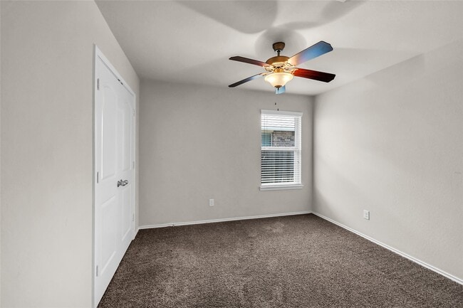 Building Photo - 23723 Giardini Dr