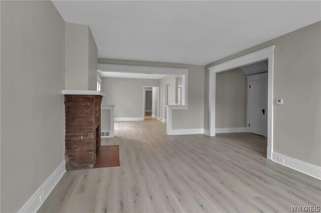 Photo - 2514 Delaware Ave